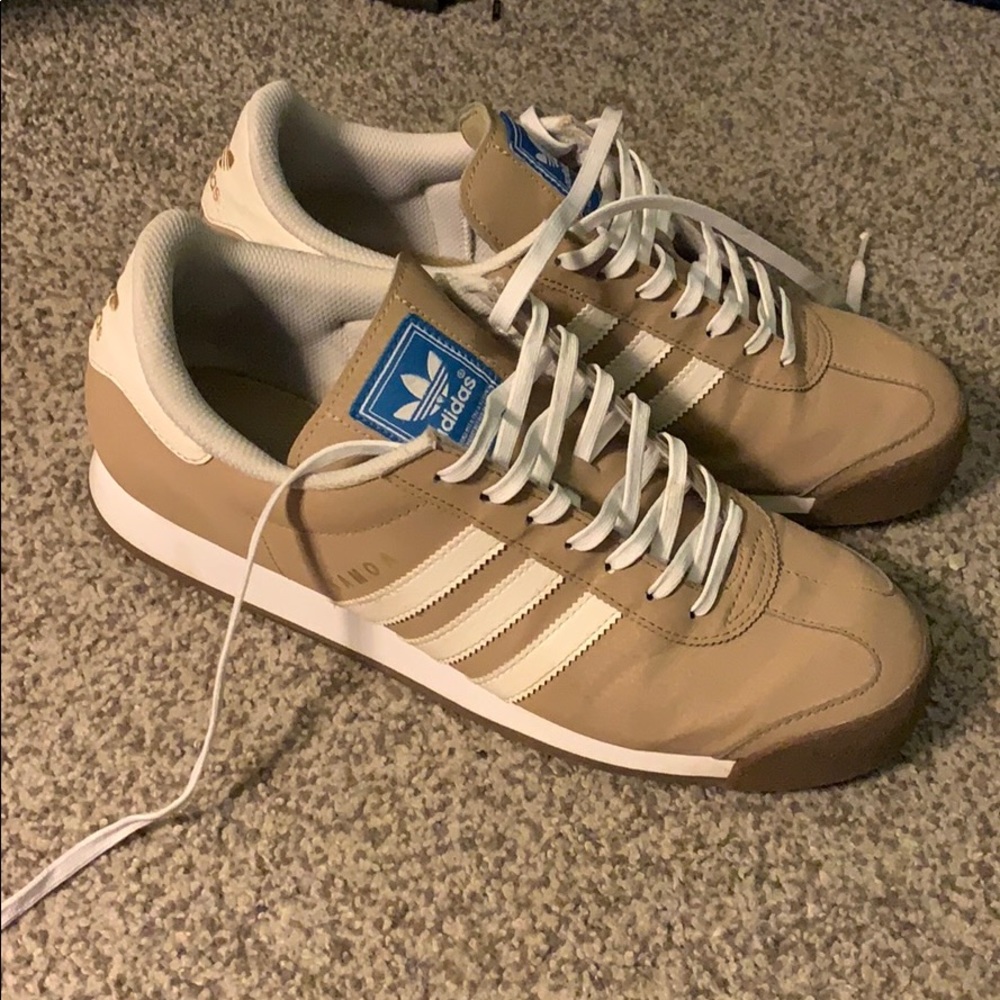 Adidas Samoa size 10.5